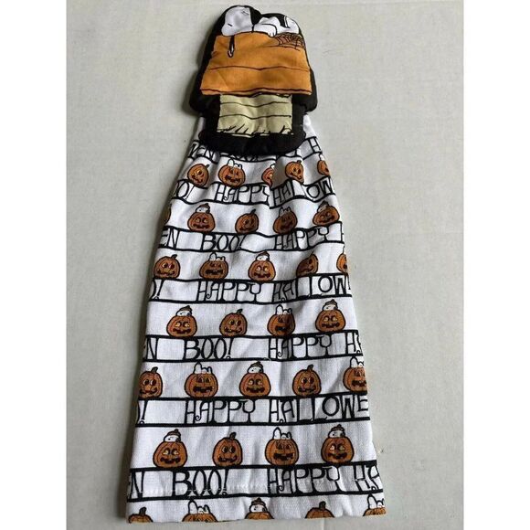 Peanuts Snoopy Halloween Hanging Kitchen Towel - Picture 1 of 7